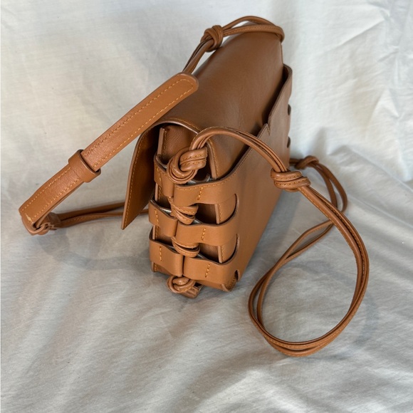 Von Holzhausen Camel Crossbody Bag - Picture 3 of 4